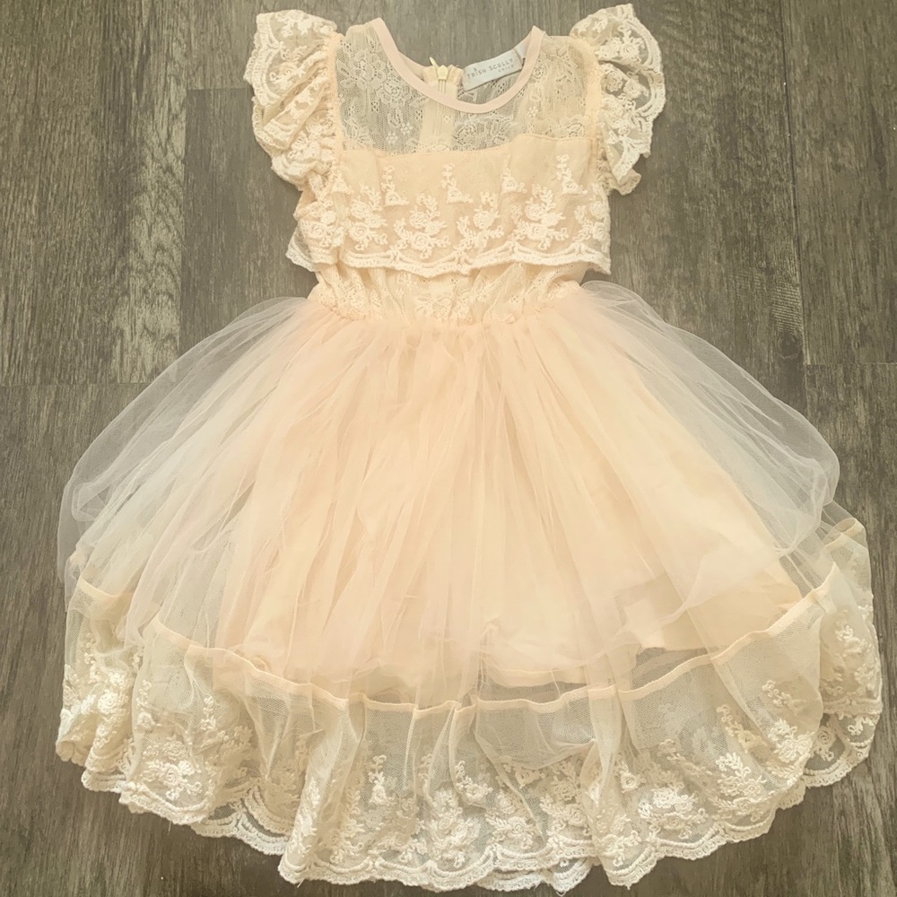 Beautiful Lace Dress, 4